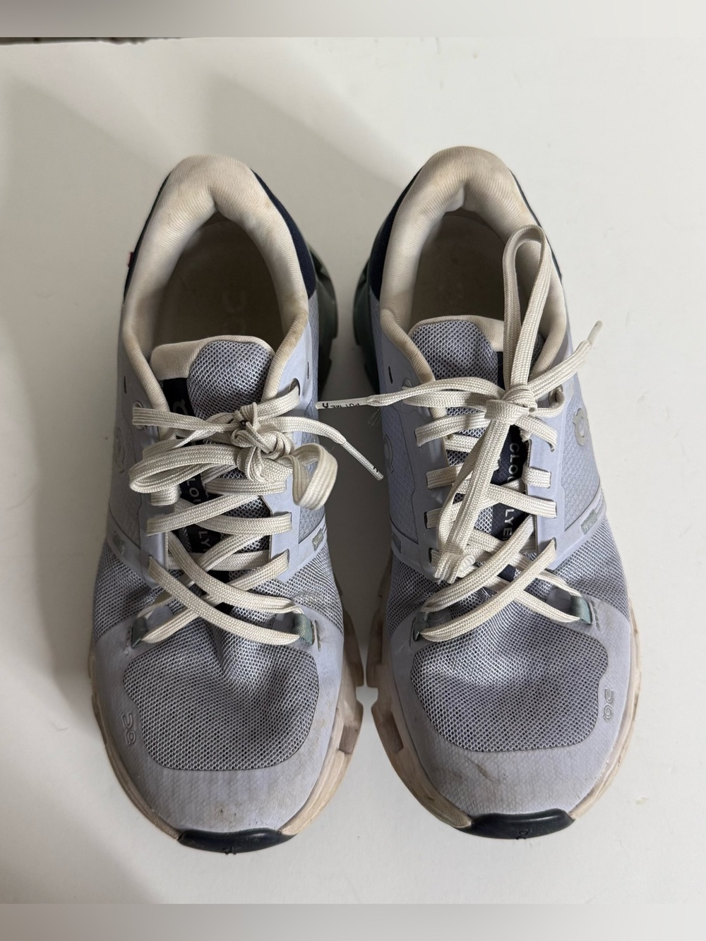 On Cloud Women Shoes